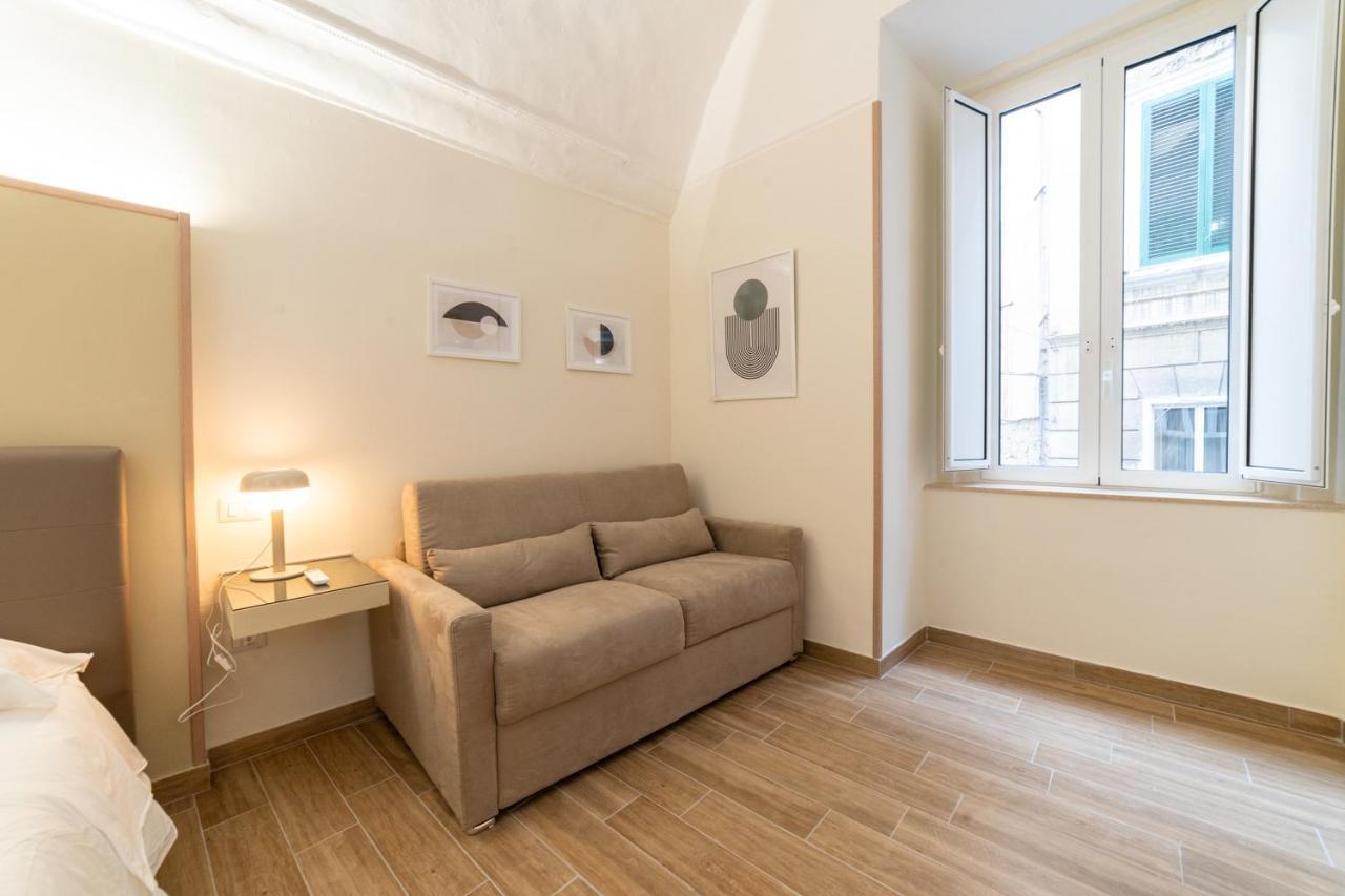 Apartment Villari 48 - 1 Naples